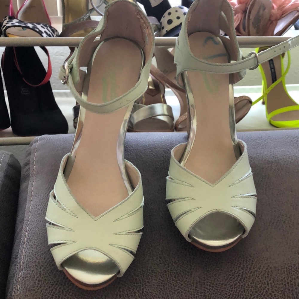 Brand new rockabilly aqua shoes